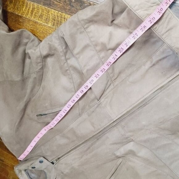 Vintage 80s Genuine Leather Tan Oversized Bomber Jacket - Picture 7 of 17